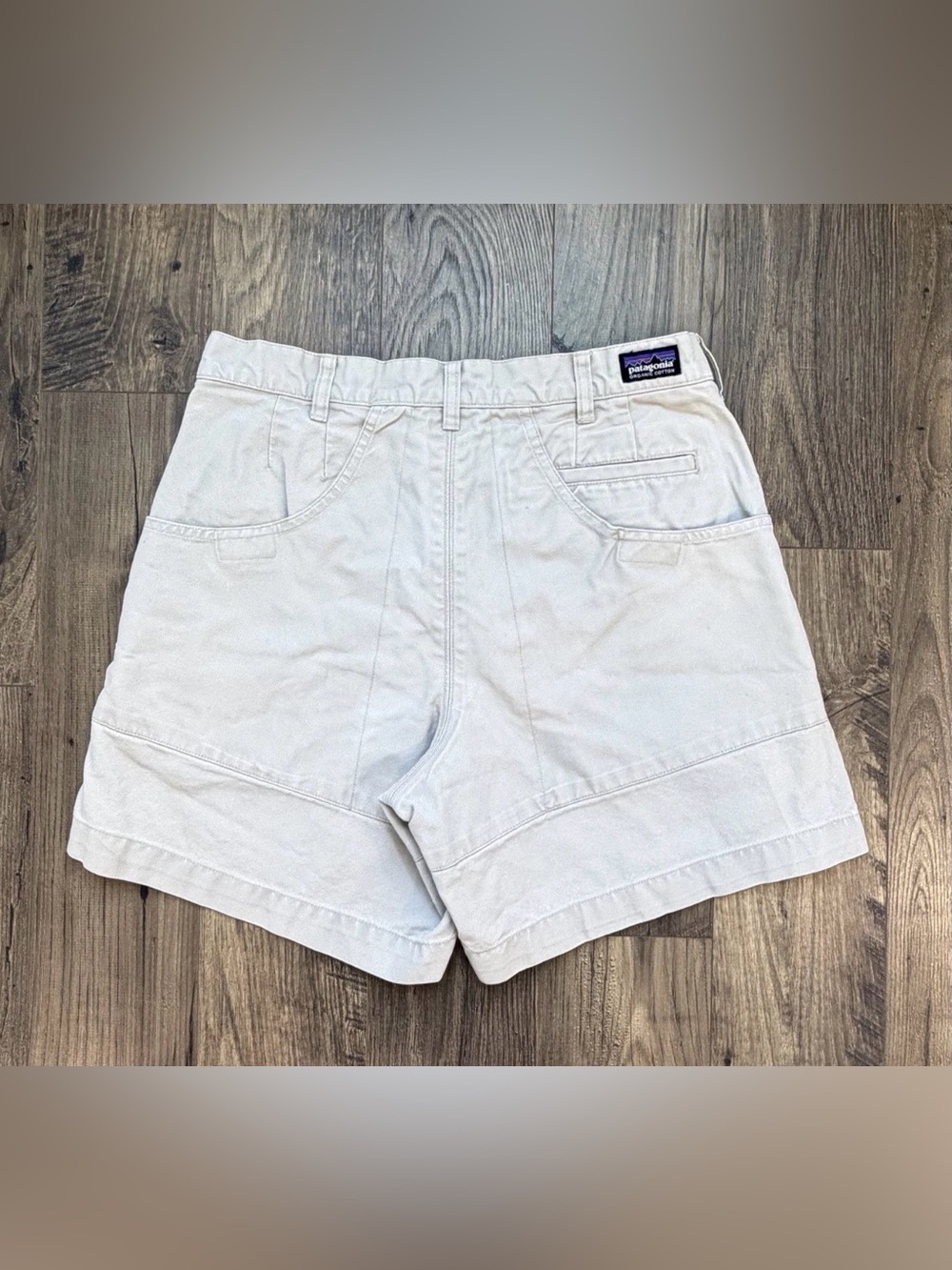 Patagonia Men’s Organic Cotton Shorts Size 32 Beige Khaki Casual 100% Cotton